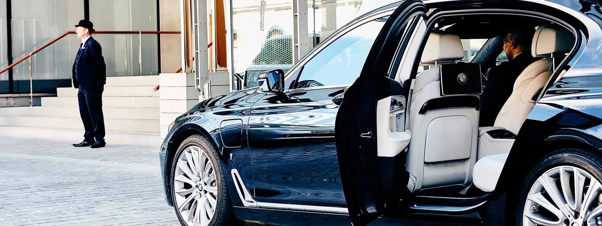Need a Taxi in the UK? Choose Esher Taxis for Comfort and Safety