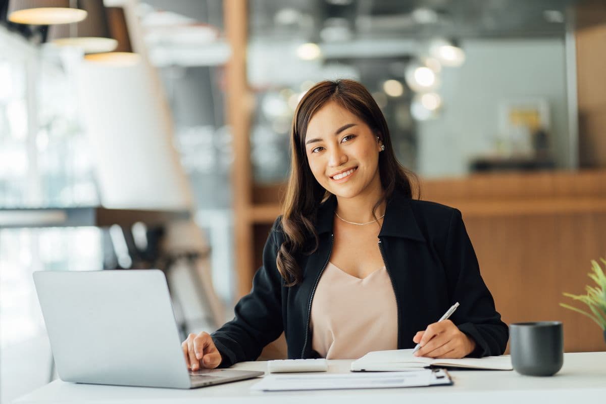 Why Hiring a Career Coach Near Me is a Smart Career Move