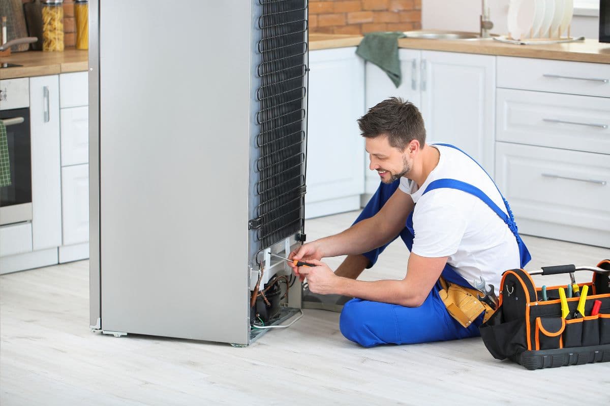 Routine Refrigeration Repair &amp; Maintenance Solutions — RepairUs