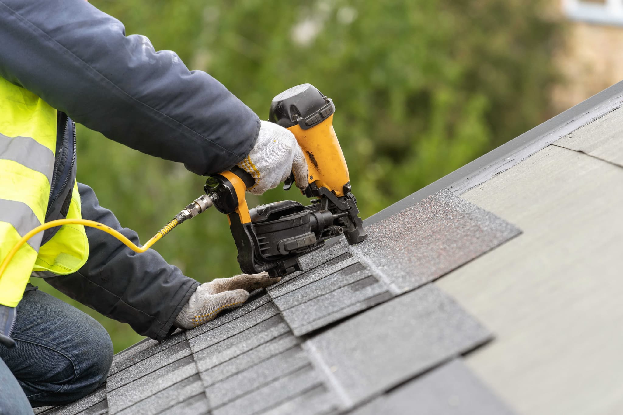 Premium Metal roofing calgary for Long-Lasting Protection