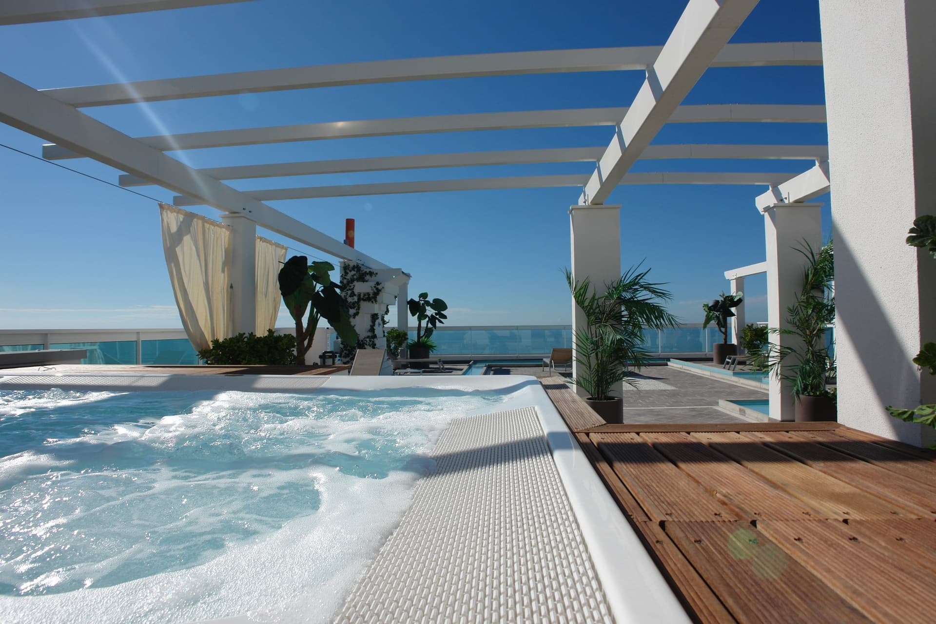 Add Value and Beauty to Your Home with a Stunning Solarium
