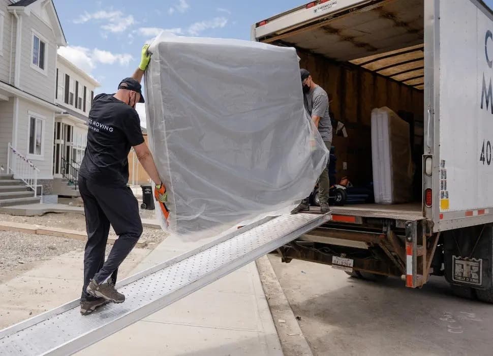Your Trusted Calgary Moving Company for Safe &amp; Fast Moves