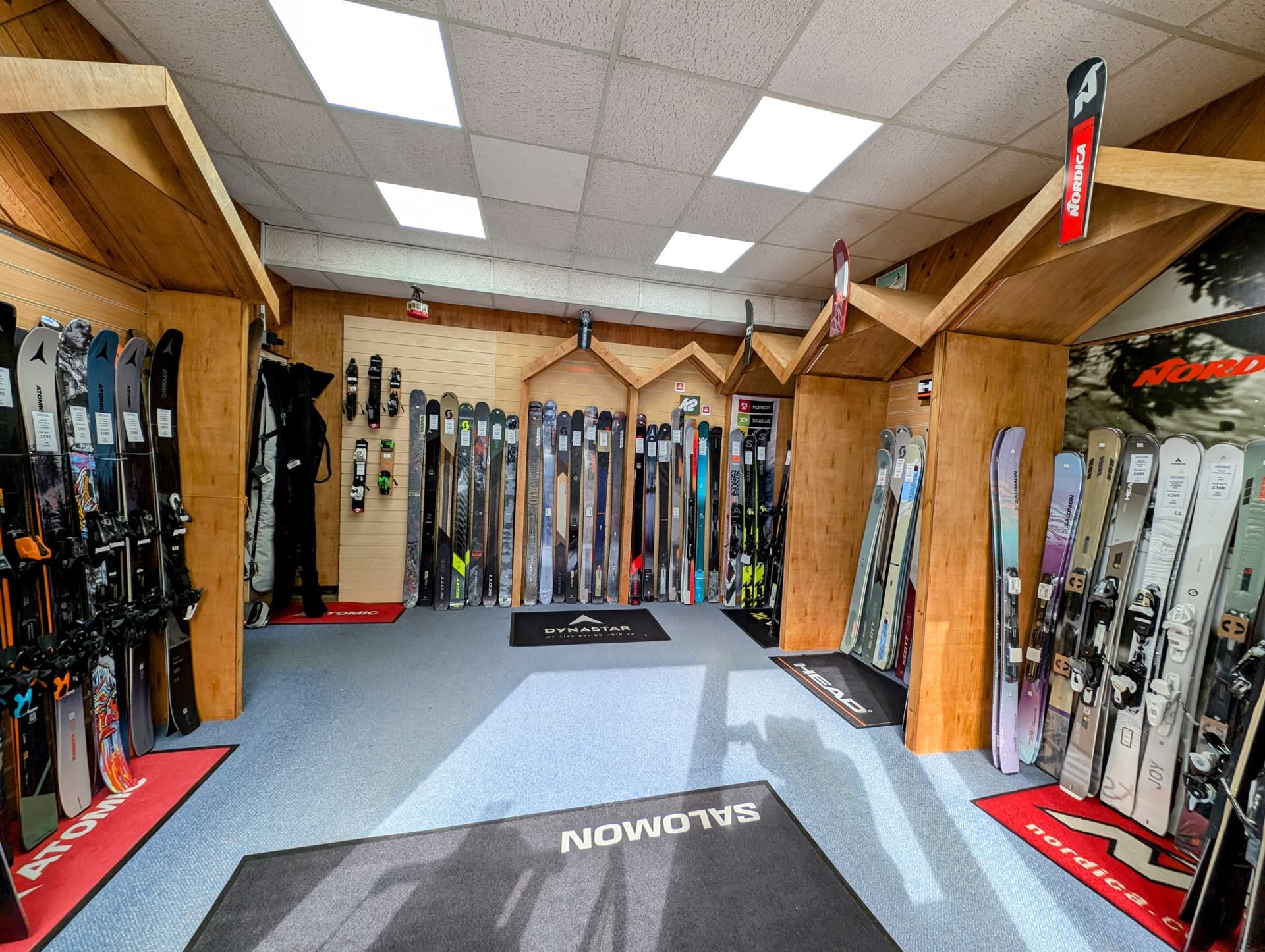Ski Shop Sudbury, MA: Premium Skiing and Snowboarding Equipment