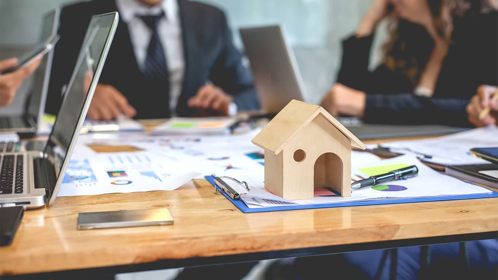 Connect With the Best Real Estate Agents Nationwide | BestRealEstate AgentNear