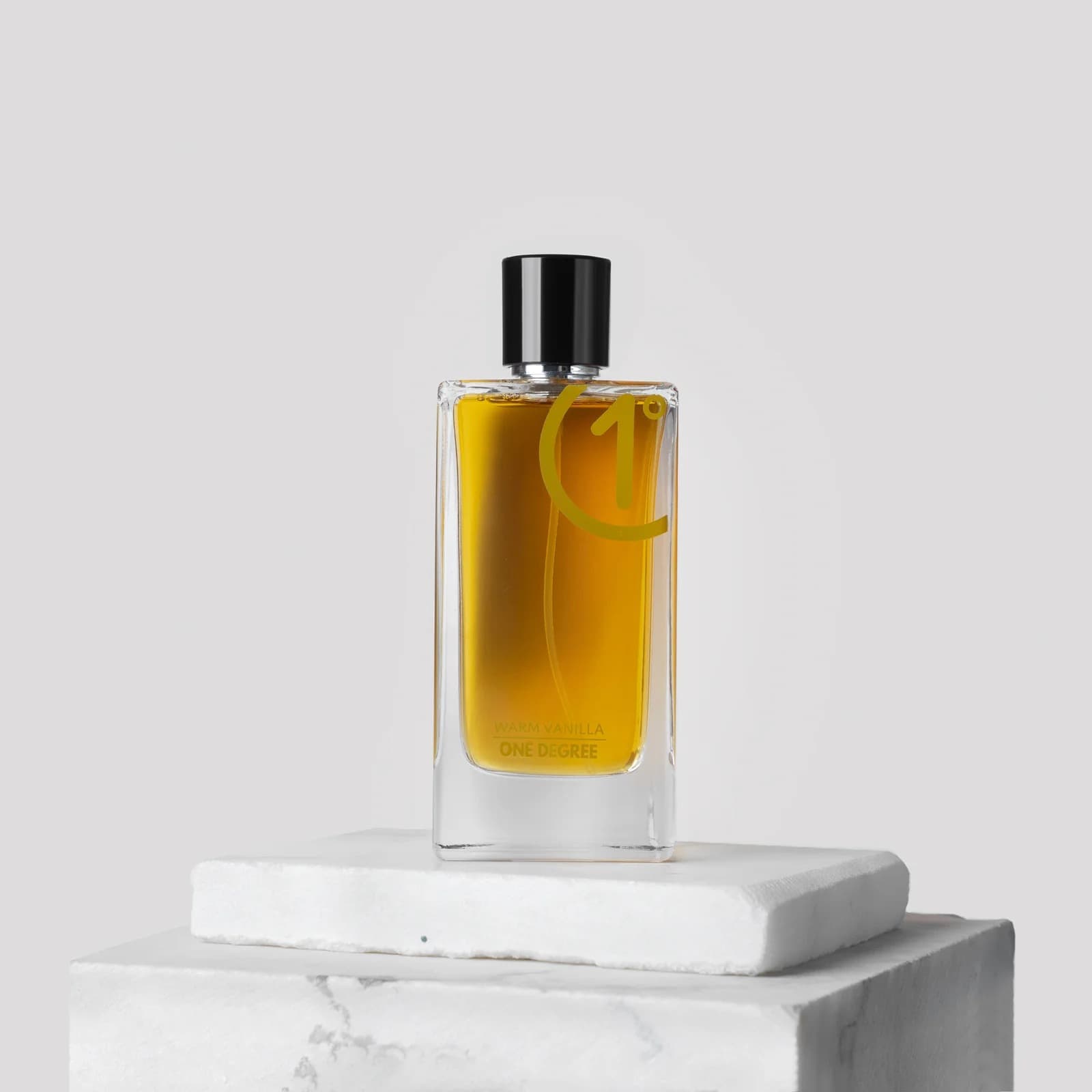 Velvet Rose &amp; Oud: A Signature Scent for Confident Souls