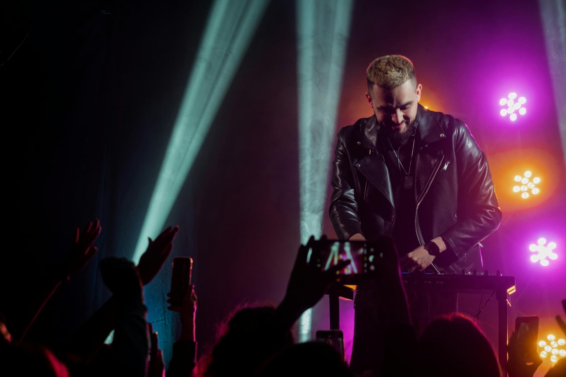 What Makes Club Brava the Best Nightclub in San Juan?
