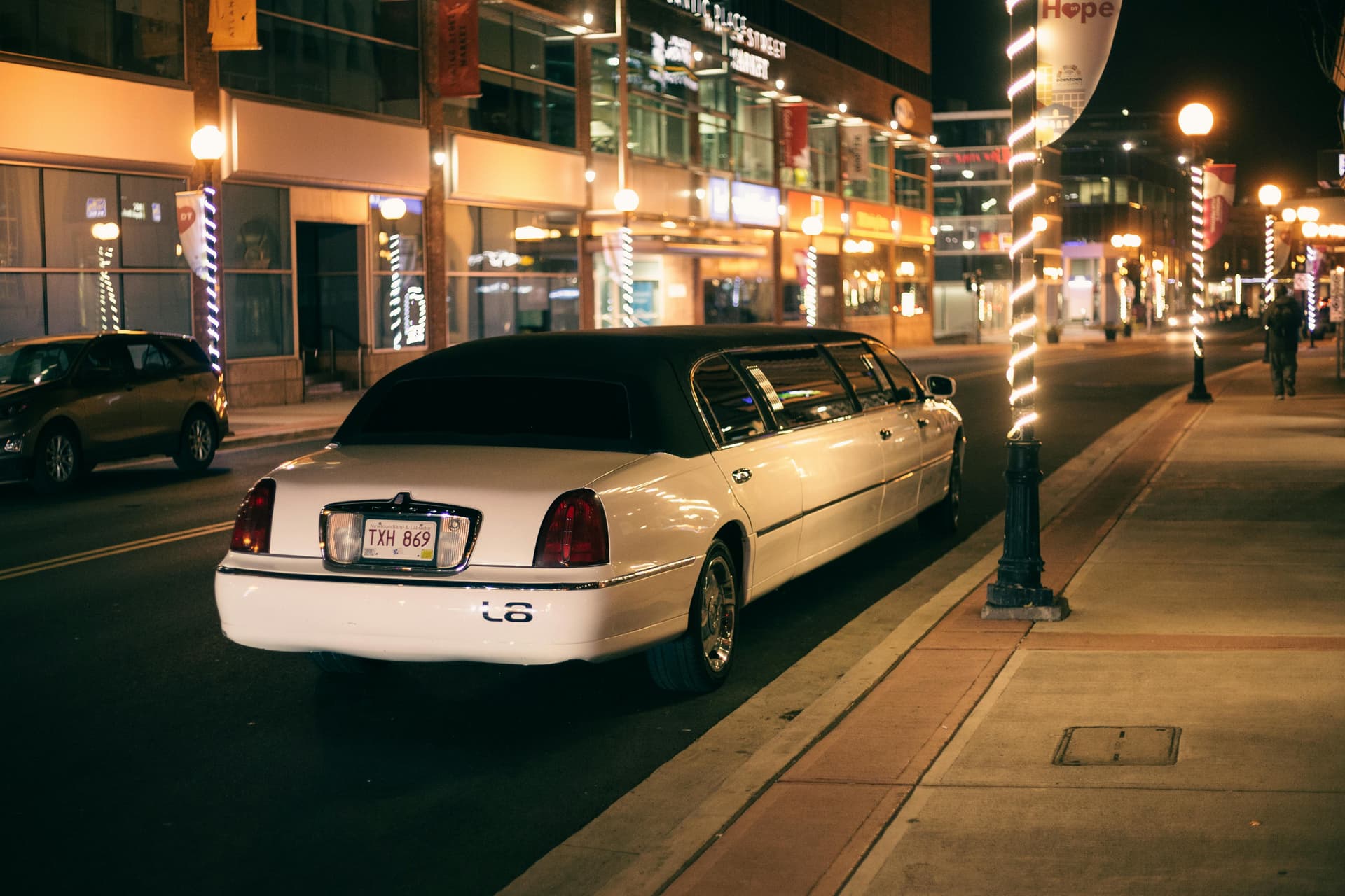 Upgrade Your Travel Experience with Our Miami Limo Service