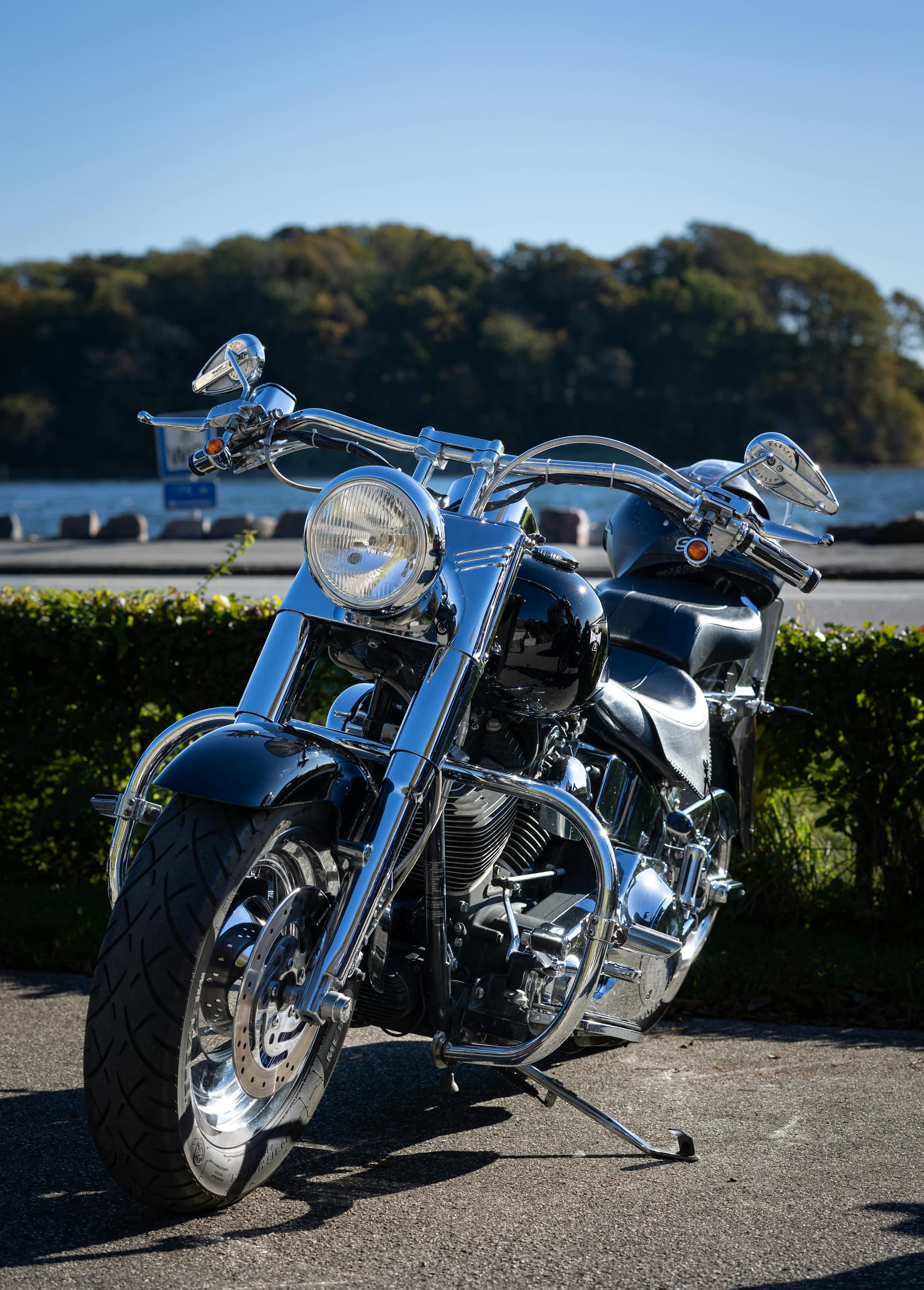 Rugged Motorcycle Roll Bag for Hassle-Free Long Rides