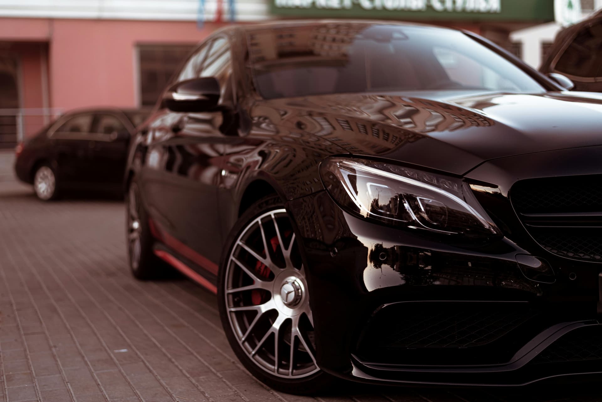 How Black Car Service for Board Meetings Enhances Executive Travel