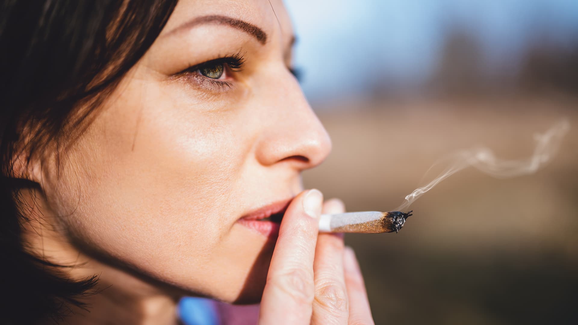 Buy Cigarettes Online – Secure Global Delivery from Cigarette Store