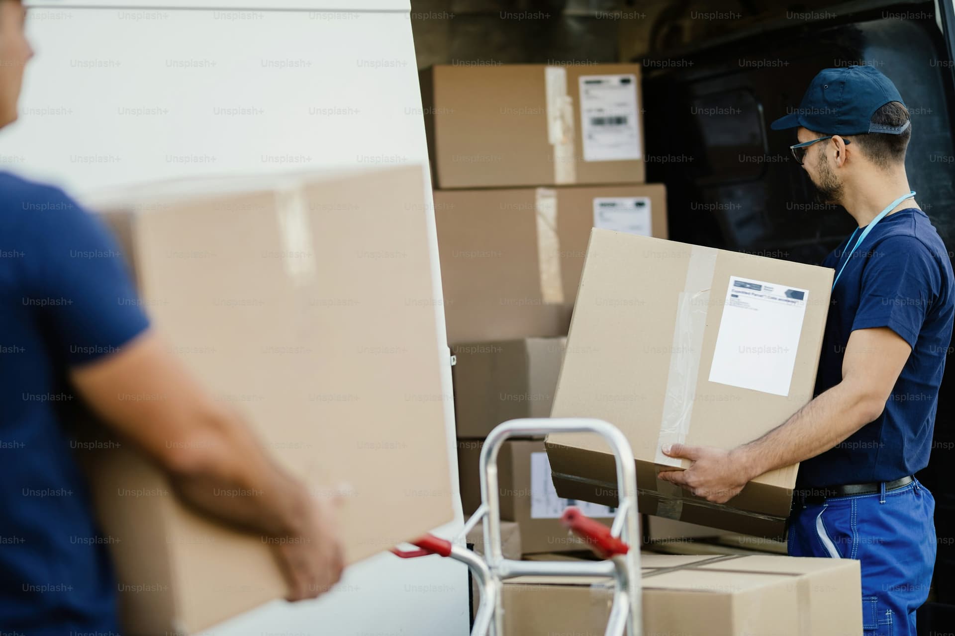 Professional Local delivery service Phoenix AZ in the Phoenix Valley