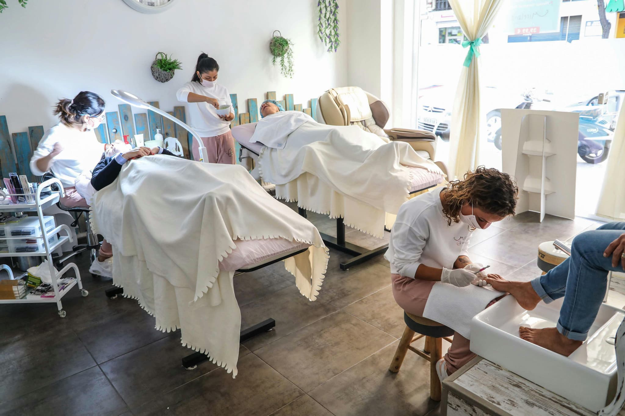 Vajacial Near Me – Waxing and Facial Near Me – Complete Beauty Care in One Place