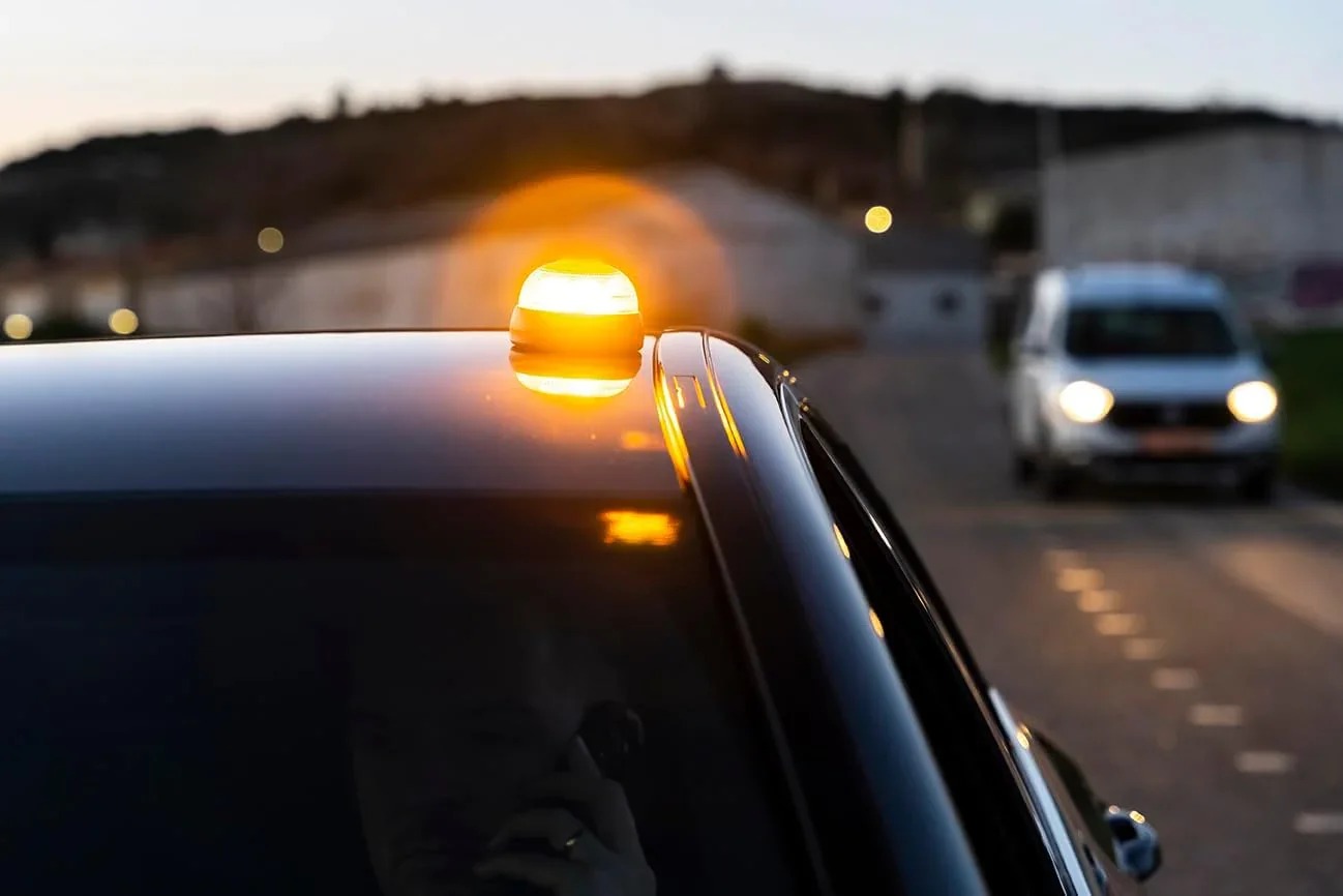 Die Warnleuchte V16: Sicherheit und Effizienz für Fahrzeugführer