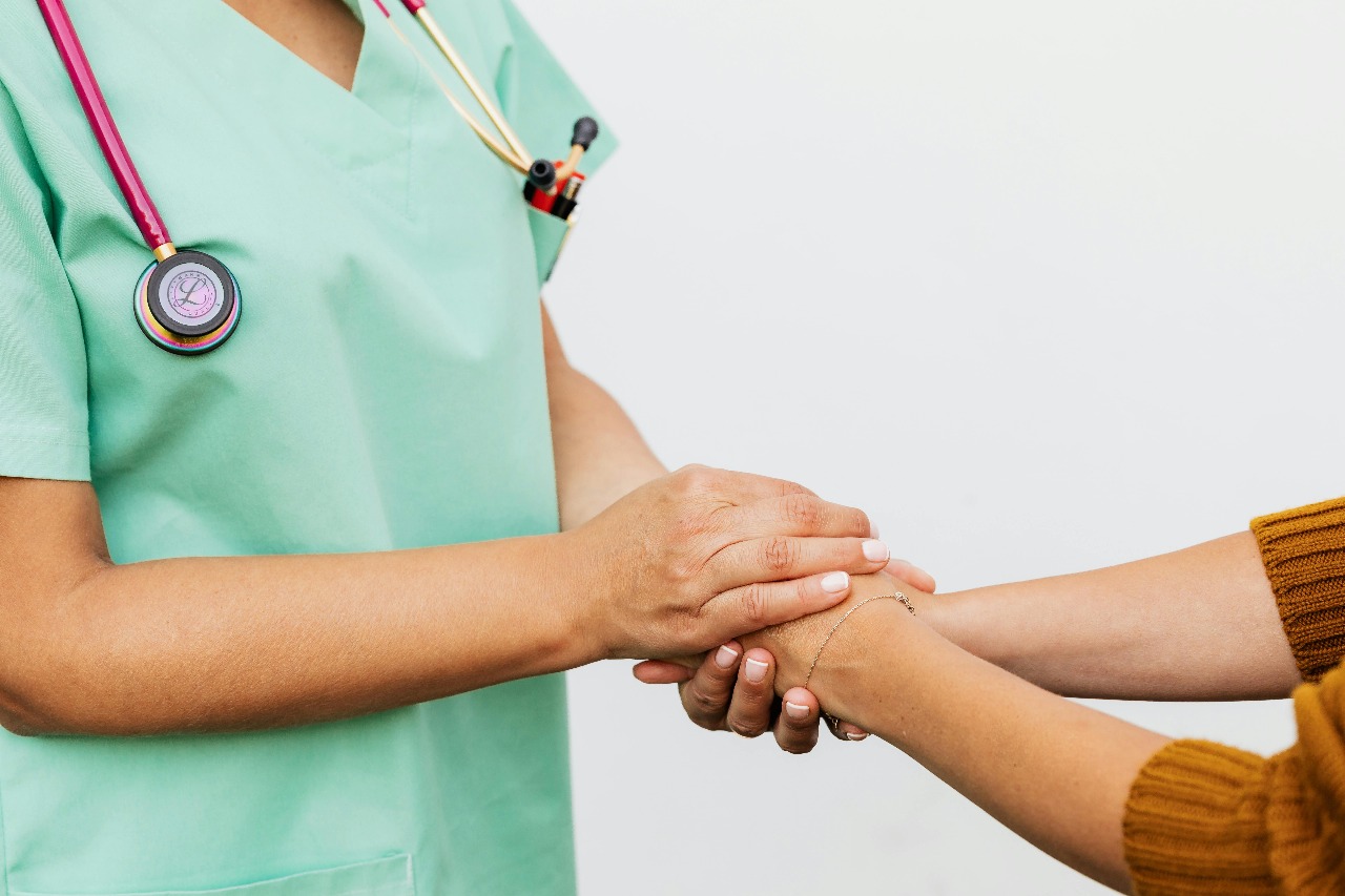 Dedicated Medical Claims Specialist for Error-Free Insurance Claims