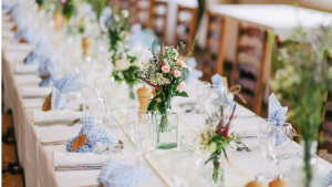 eco-friendly-plates-for-a-wedding